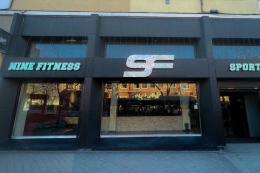 Fit Hostel Madrid Exterior foto